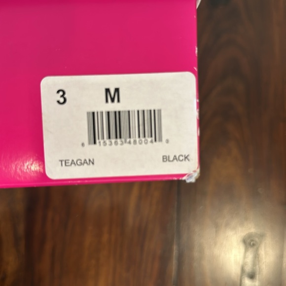 Olive & Edie Girls Black Boots Size 3 - Picture 8 of 9